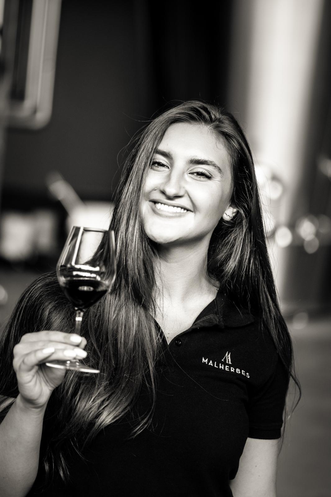 Julia Lindholm Bereshchanskaya - Responsable Marketing, Commercial et Stratégie 